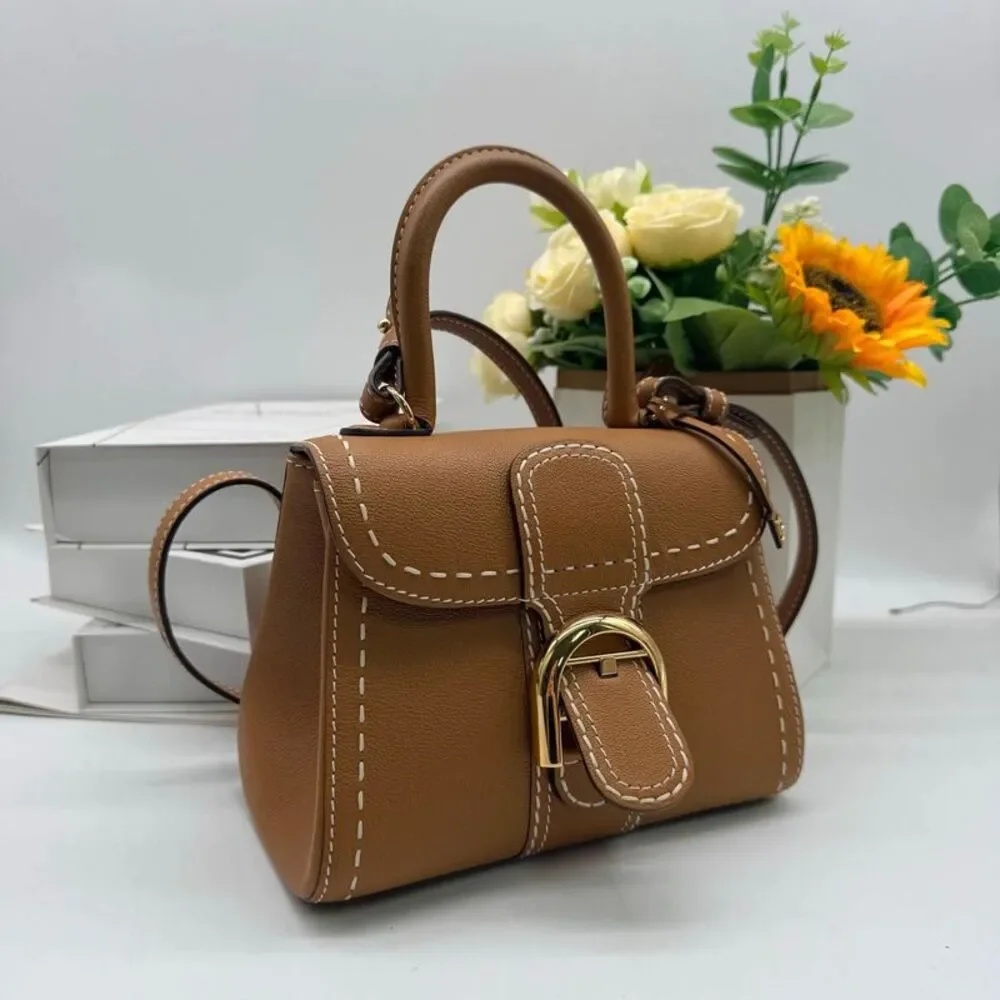 Louis Vuitton Women Pre-Loved Bag Very Good Condition